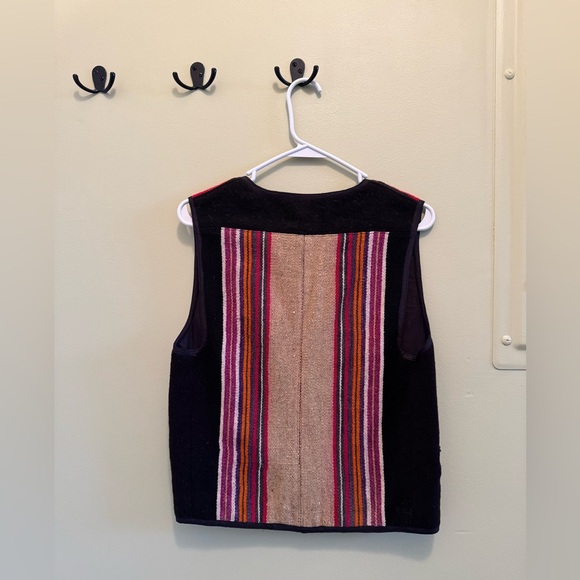 Colorful Patterned Vest - Picture 2 of 2